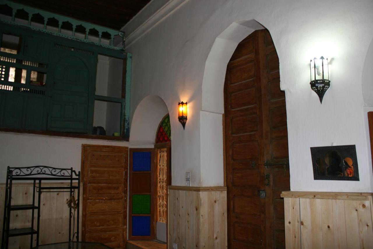 Отель La Maison Des Lallas Sefrou Экстерьер фото
